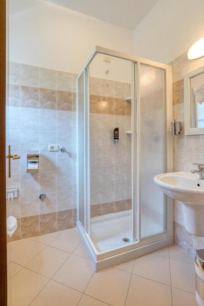 Hotel Casa Piantoni Limone sul Garda Buitenkant foto