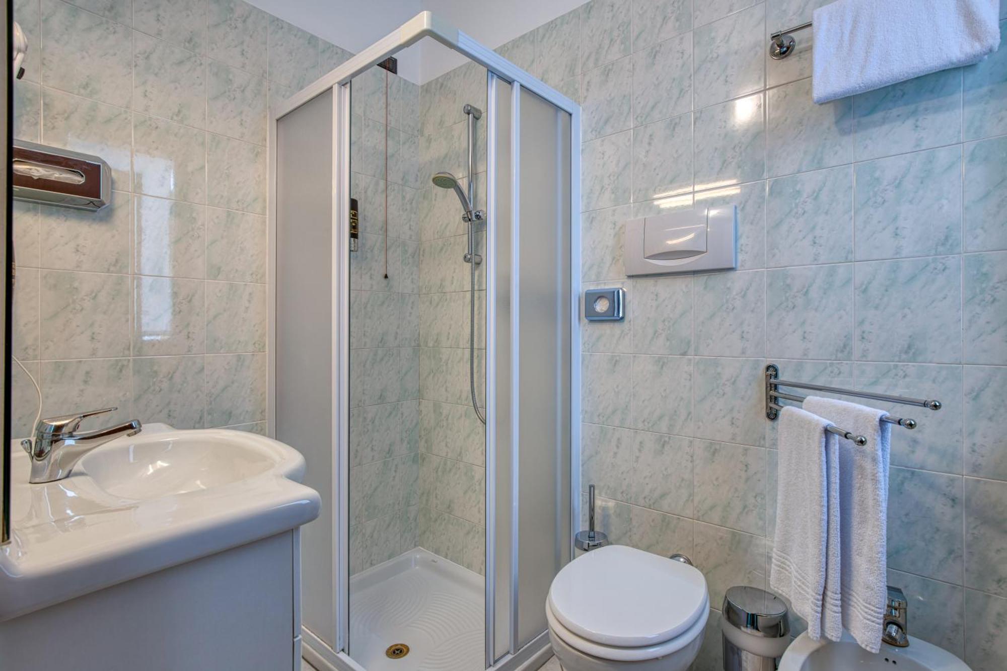 Hotel Casa Piantoni Limone sul Garda Buitenkant foto